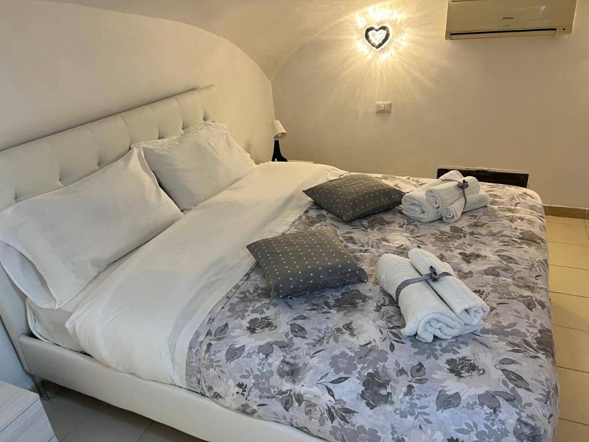 Petite Apartment *
